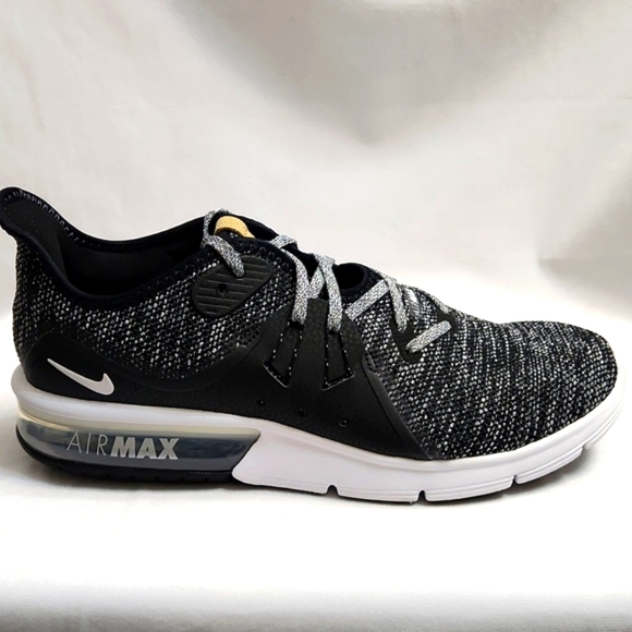 Nike Other - Nike Air Max Sequent 3 Running sneakers (size 11)